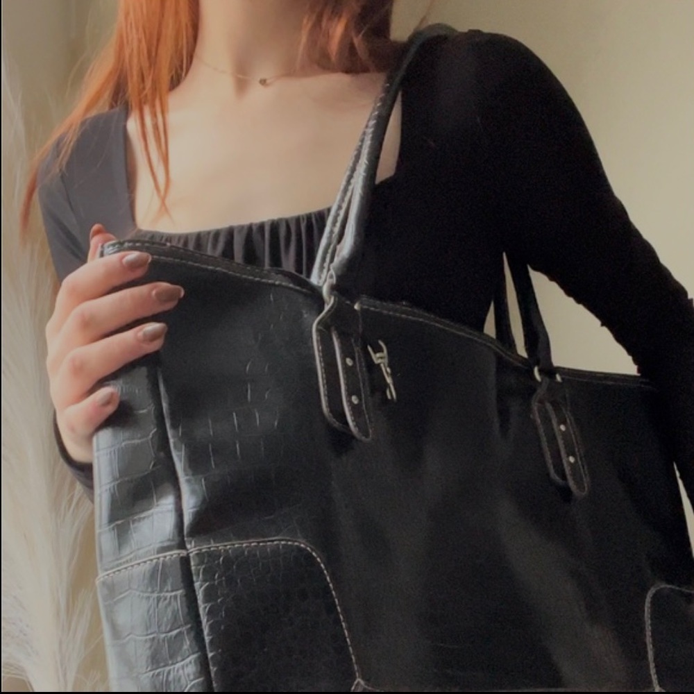 Kal’s Creations Black Man-Made Leather Crocodile Laptop Bag